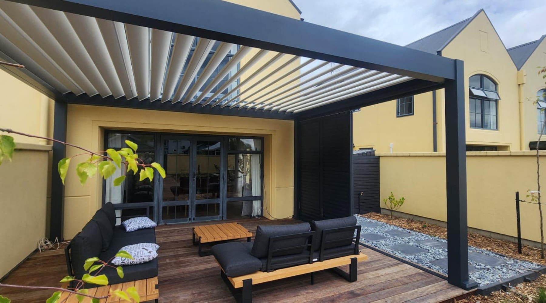 Small Backyard Design Ideas for Auckland Homes (Maximise Space in 2026)