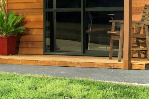 Urban Cedar Cabin (Classic) w. Veranda - 3.6m x 2.8m DISPLAY CABIN