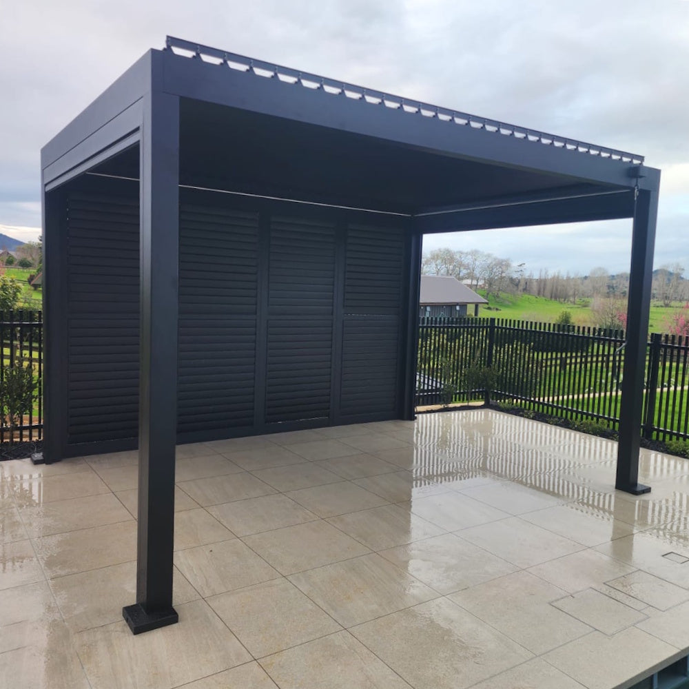 TLP Ultra 5mx4mx2.5m Louvre Pergola LED - Manual - Free Standing