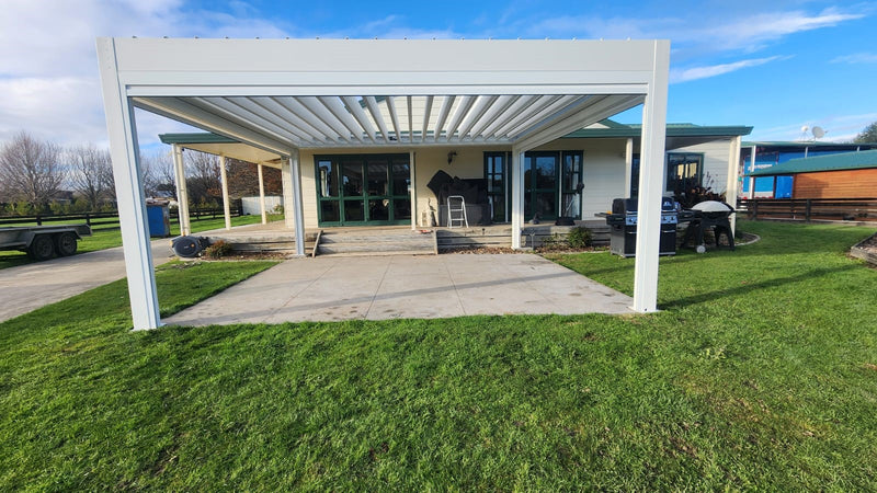 TLP Elite Plus Free Standing Motorised LED Louvre Pergola - 7m x 6m (4 Posts)