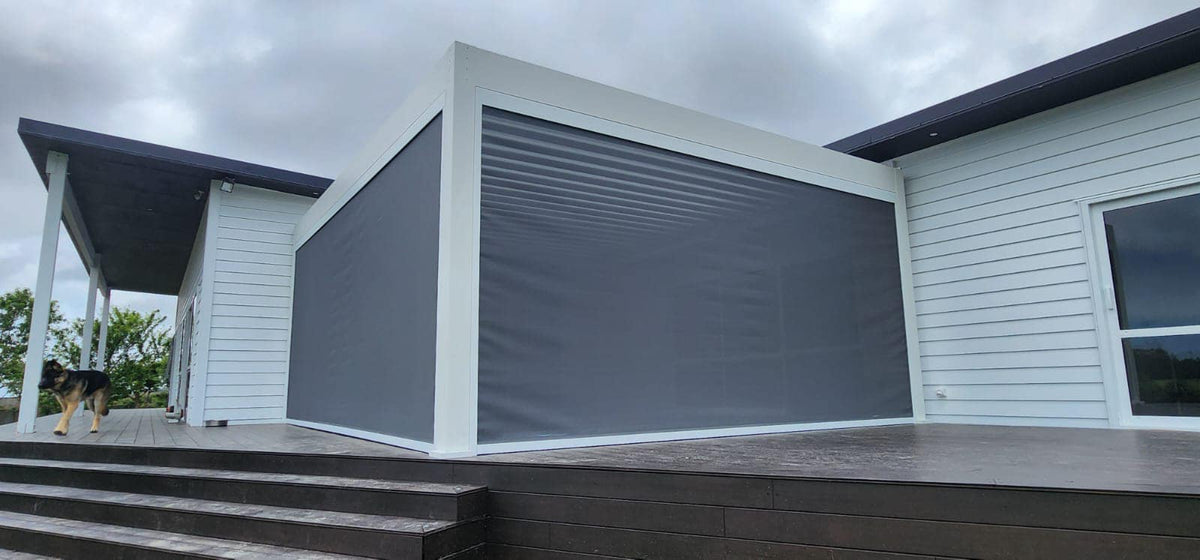 Stellar Louvre Promotion - SAVE 25% - 3mx3m White Louvre & (2) x 3m Manual Blinds