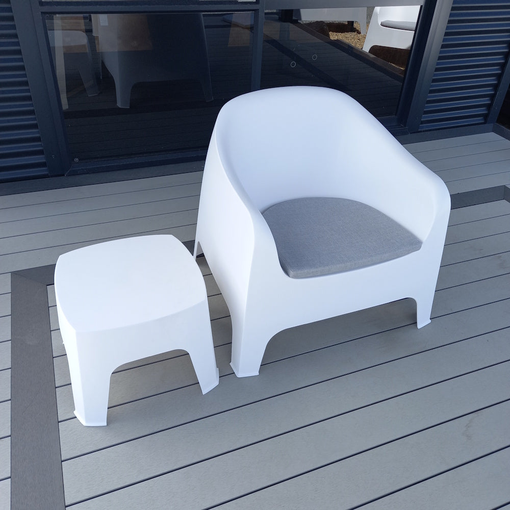 Eva Outdoor Tub Chair White