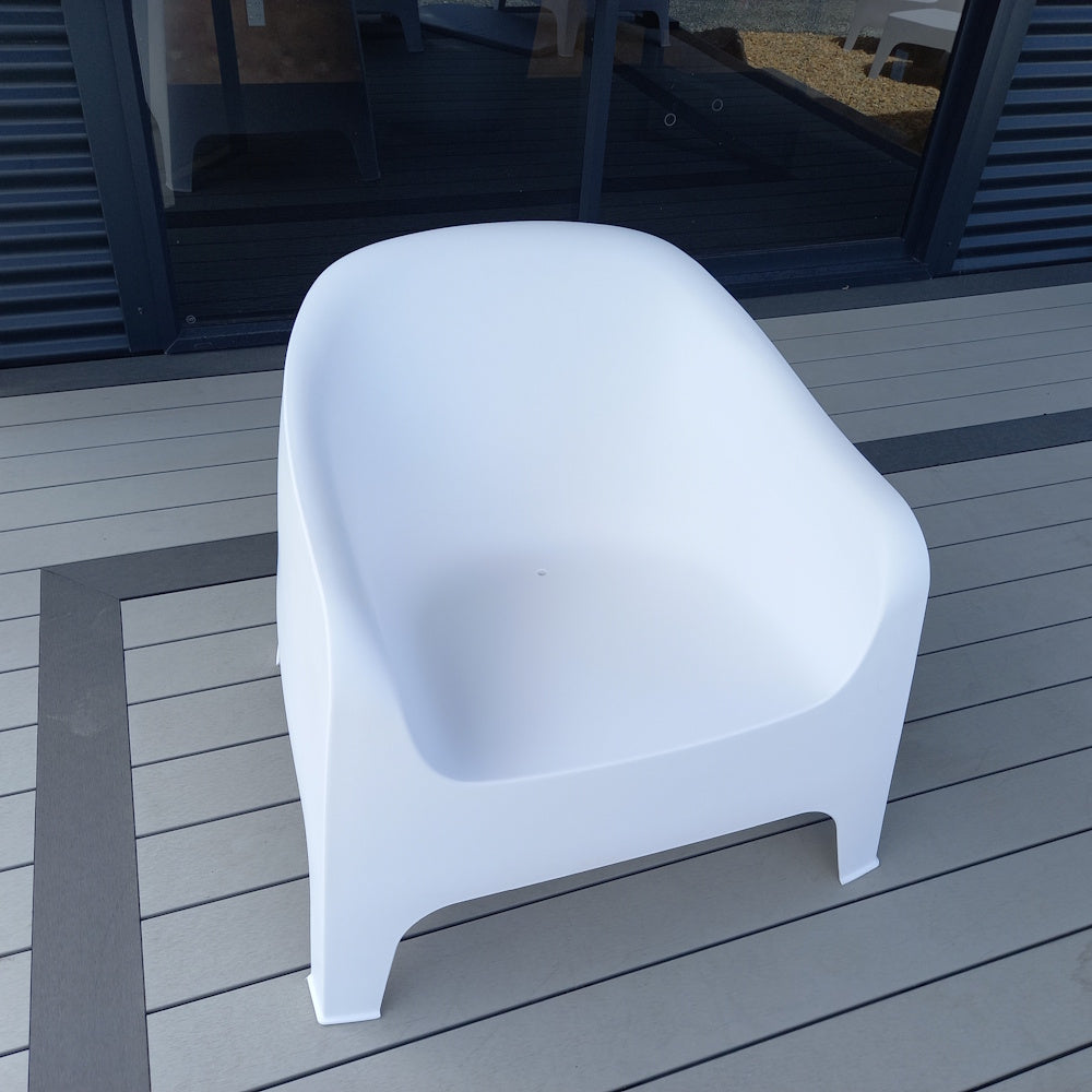 Eva Outdoor Tub Chair White - 843mm (w) x 788mm (h) x 799mm (d)