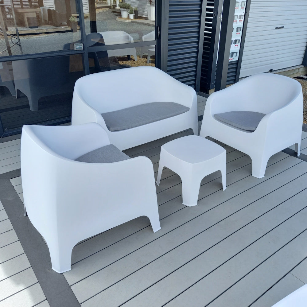 Eva Outdoor Tub Chair White