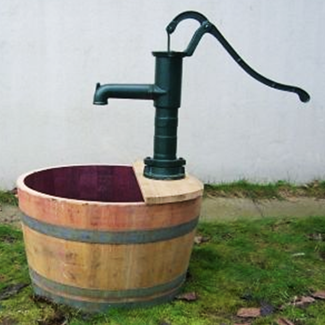 Cast Iron Ornamental Water Pump for Oak Wine Barrel