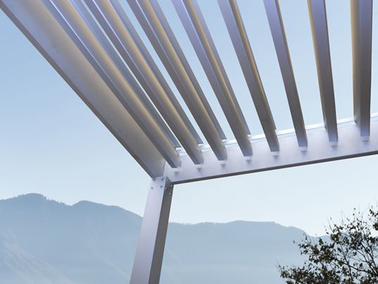 TLP "Affordable Premium" 3mx3mx2.5m Louvre Pergola LED - Free Standing / Manual Crank (White) - CLEARANCE PRICES
